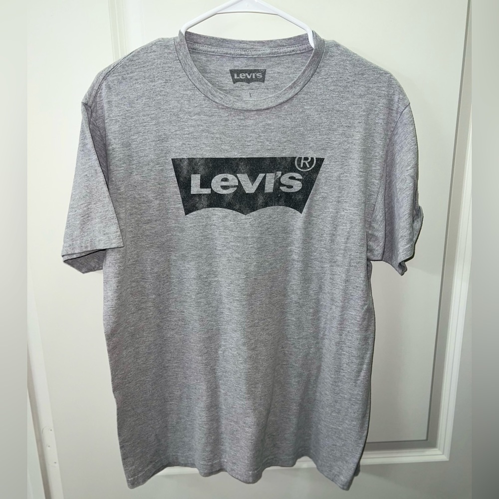 Men’s Levi’s from dillards